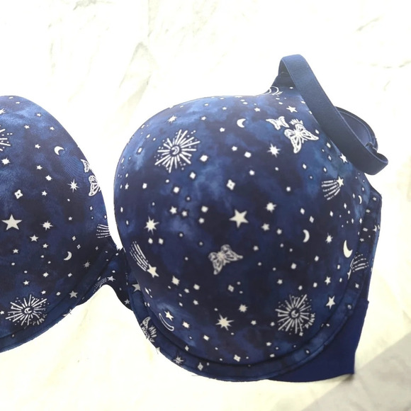 Wear Everywhere Push Up Bra EUC - Picture 3 of 10